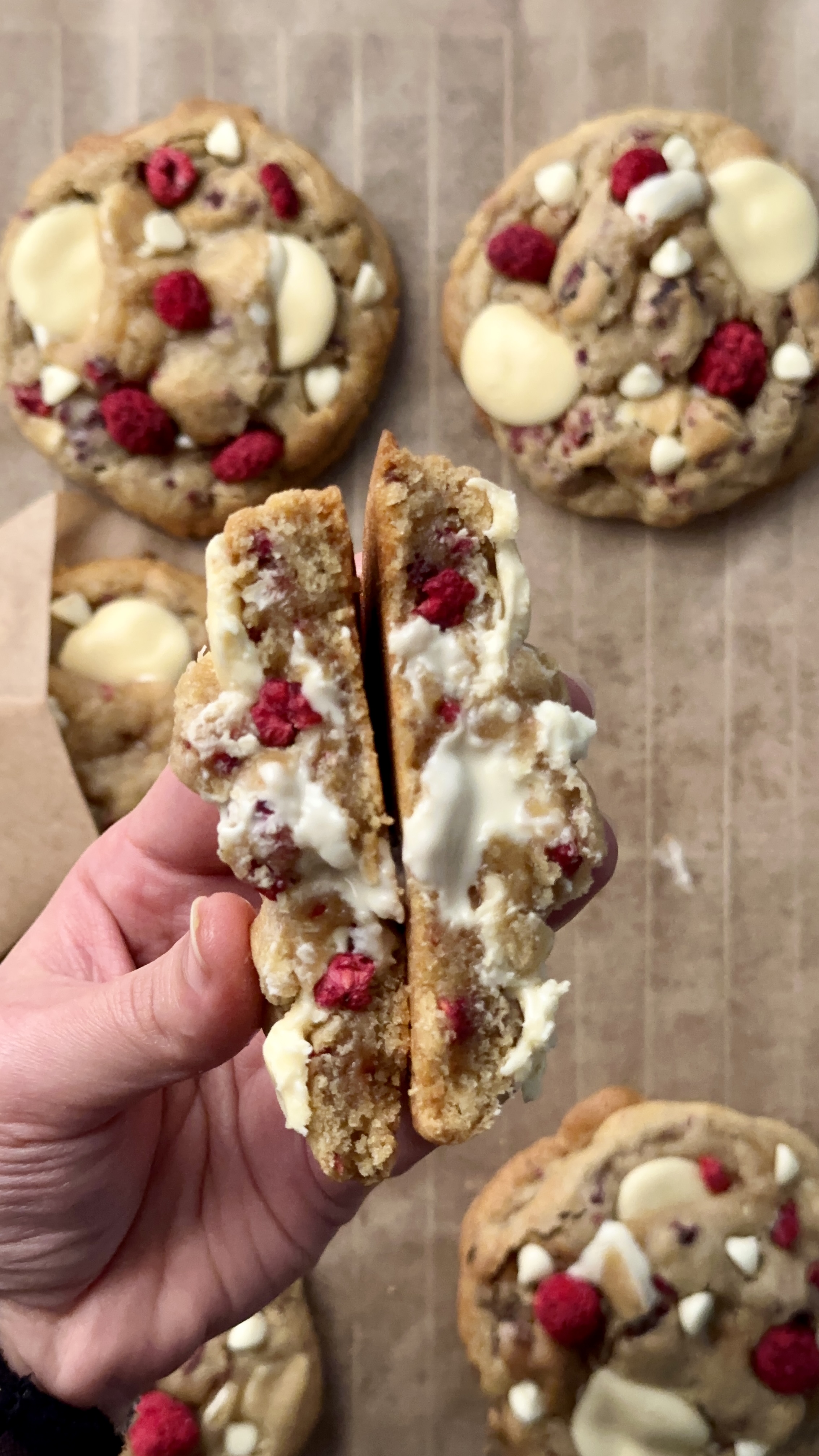 White Chocolate Raspberry Cookies — photo 2